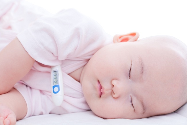 自宅で赤ちゃんの咳を克服する方法