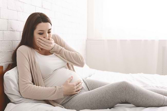 كيف تتخلصين من الغثيان أثناء الحمل يجب أن تحاولي