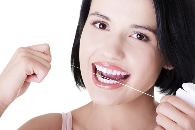 腫れた歯茎の原因を追跡し、それを克服する方法